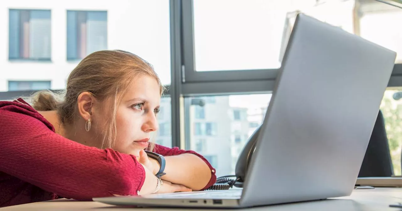 Erster Arbeitstag nach Urlaub: So vermeiden Sie Stress im Job