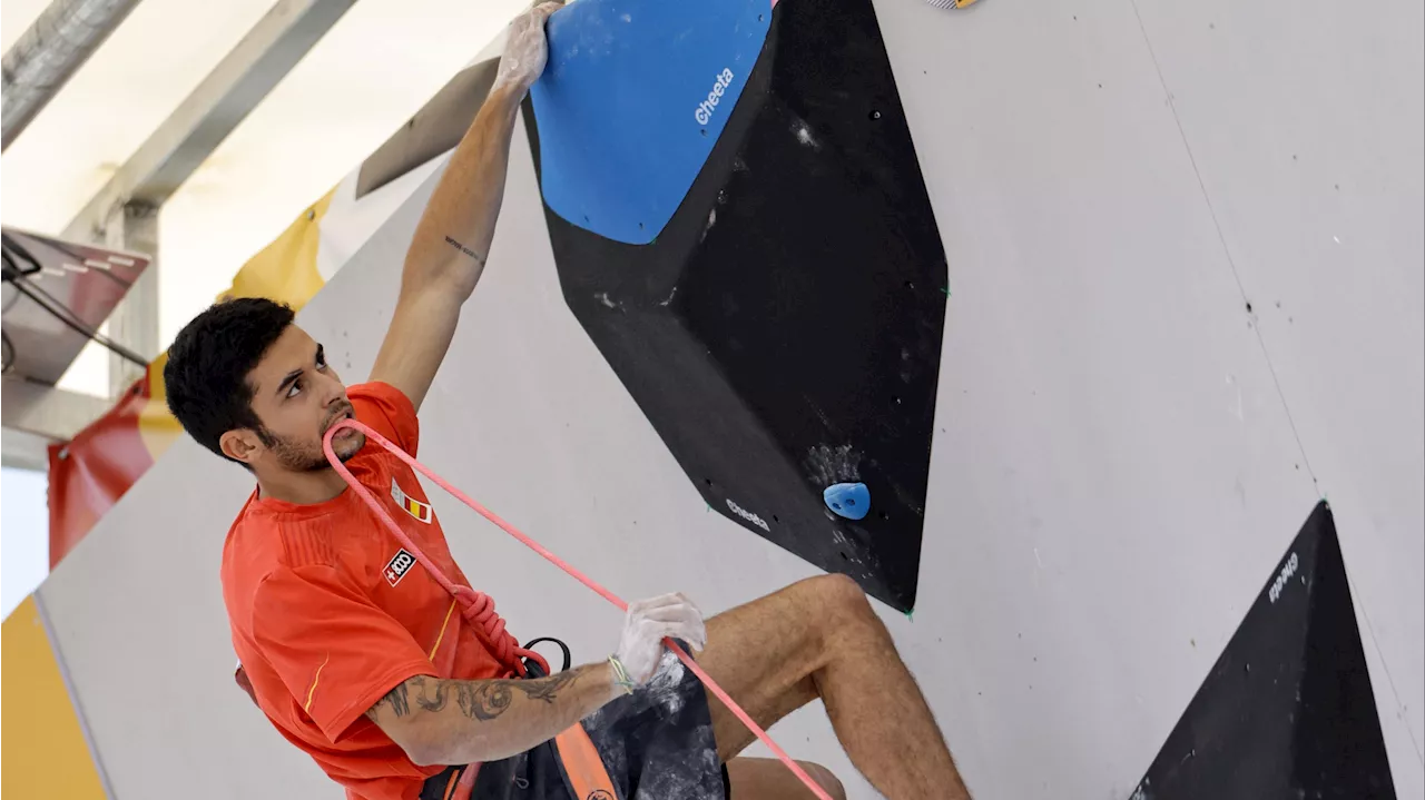 Vuelve el campeón: Alberto Ginés afronta el doble reto de la escalada en París 2024