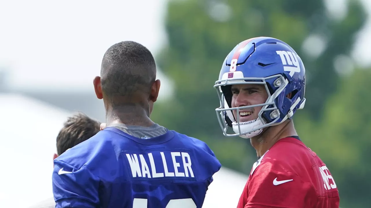 Darren Waller Says O-Line, Not Daniel Jones to Blame for Giants' 2023 Woes