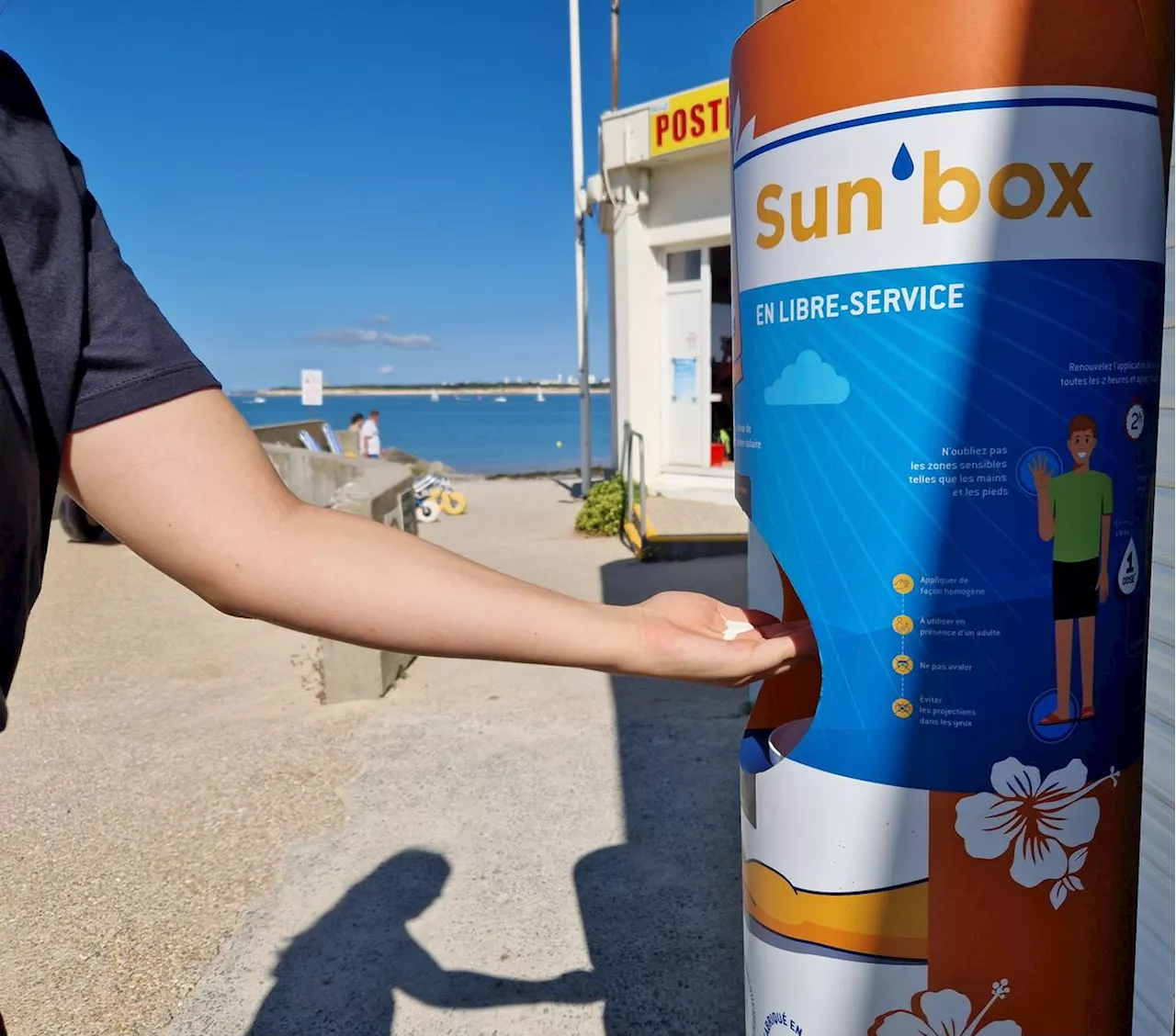 La Rochelle : des bornes de distribution gratuite de crème solaire