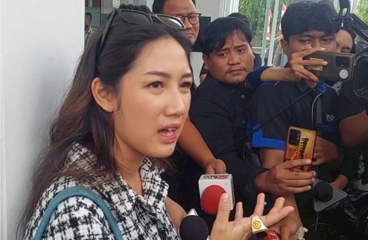 Tamara Tyasmara Tegur Keluarga Yudha Arfandi yang Sibuk Foto-Foto di Ruang Sidang