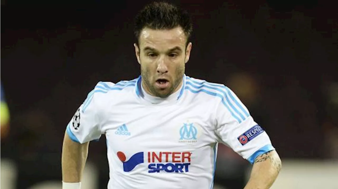 Mathieu Valbuena torna in Grecia. Il 39enne francese ha firmato con l'Athens Kallithea FC