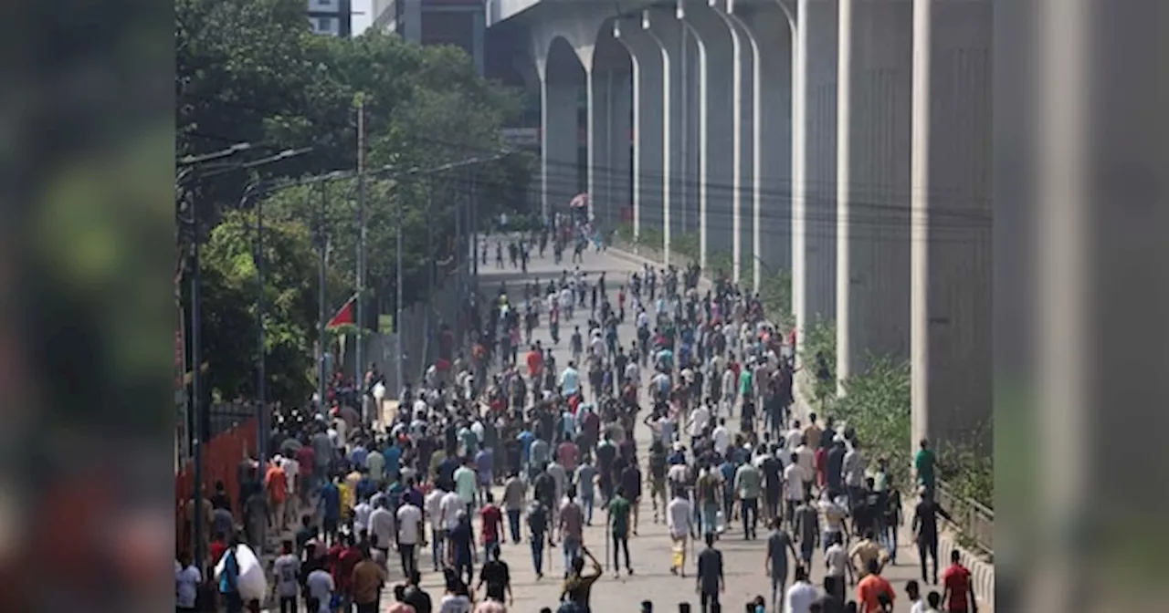 Bangladesh Protests: एक दिन में 100 से ज्यादा लोगों की मौत, क्यों जल रहा है बांग्लादेश