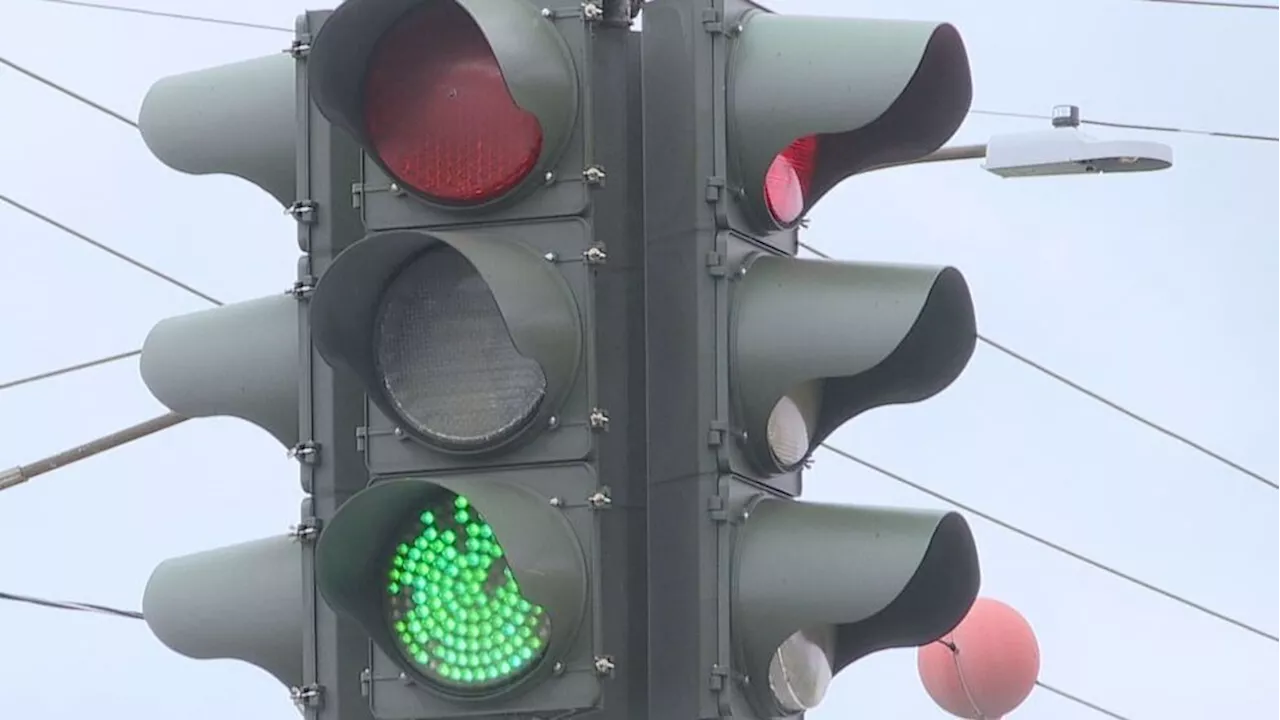 NYS reminds drivers to treat dark traffic lights as four-way stops