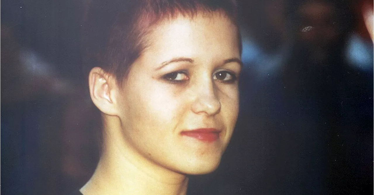 NSW Police conduct forensic searches in 20-year missing person case