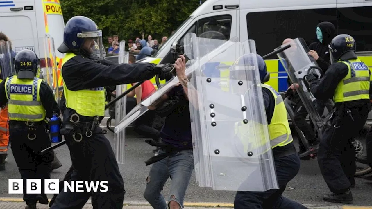 UK disorder: Keir Starmer says communities 'will be safe' in face of riots