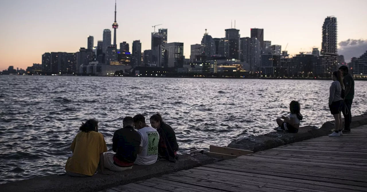 Canadian stocks drop in catch-up trade after global selloff