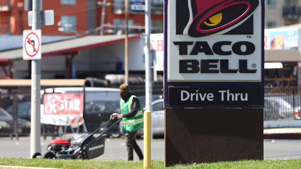 Yum Brands reports mixed results as Pizza Hut and KFC same-store sales fall