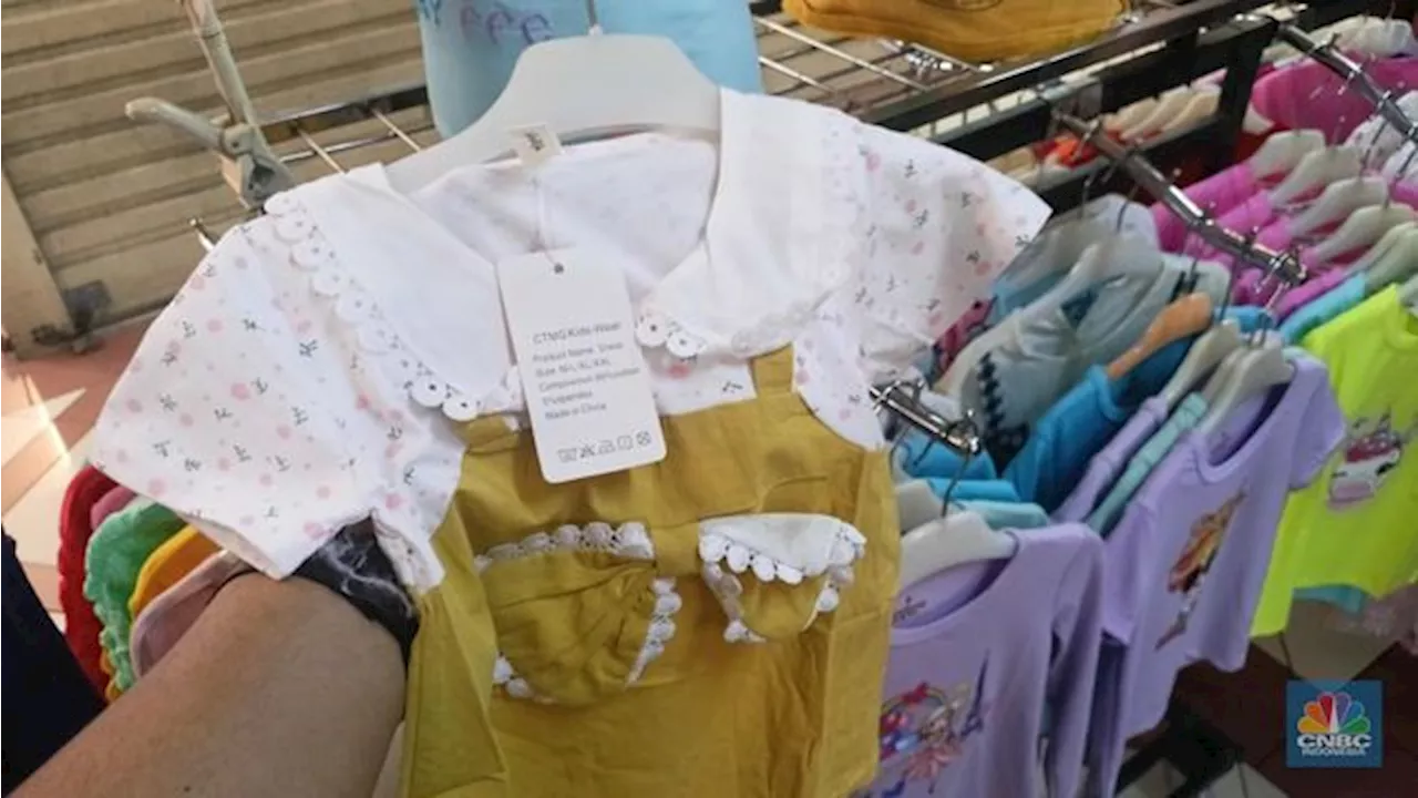 Baju Anak Impor Banjiri Pasar Tanah Abang, Tanpa Label SNI-Super Murah