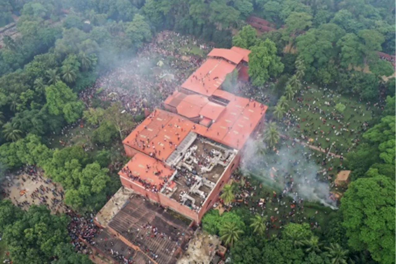 Bangladesh: le Parlement dissous au lendemain de la fuite de la Première ministre