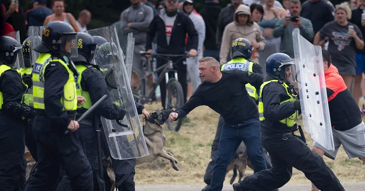 Keir Starmer calls emergency Cobra meeting amid fresh UK riot violence fears