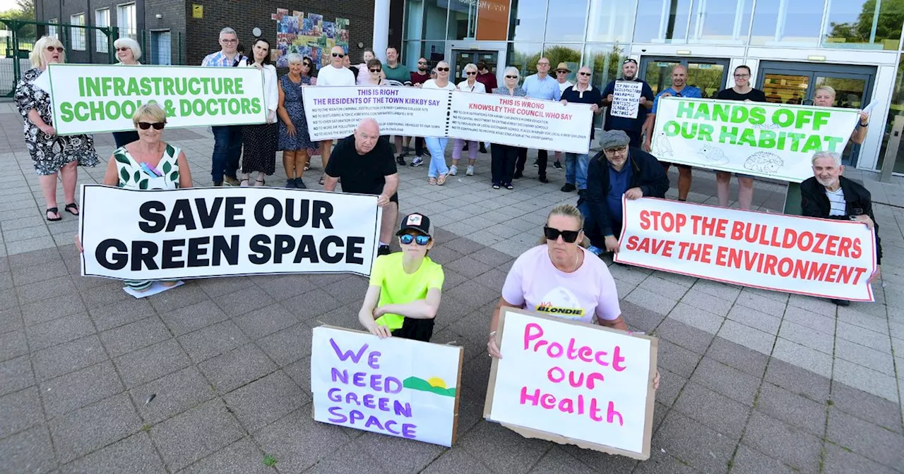 'Stop the bulldozers' protest about huge housing project amid asbestos fears
