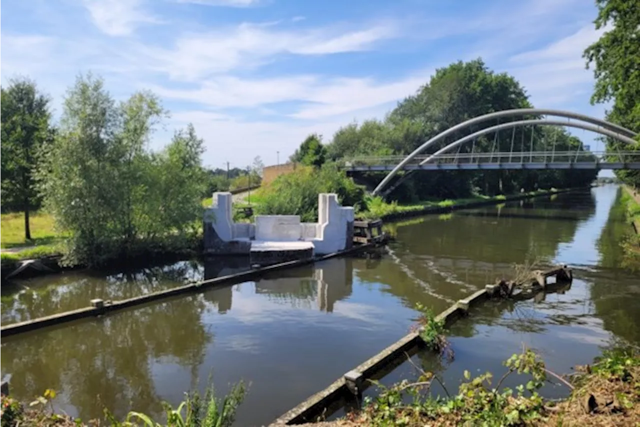 Brugpijlers van spoorwegbrug Bels Lijntje zijn plots witgeschilderd: “Politie gaat op zoek naar die Picasso”