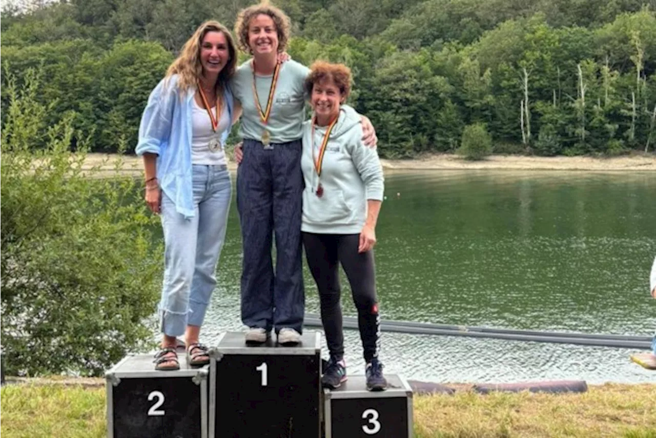 Moeder (57) en dochter (23) halen samen zes nationale titels in het waterskiën