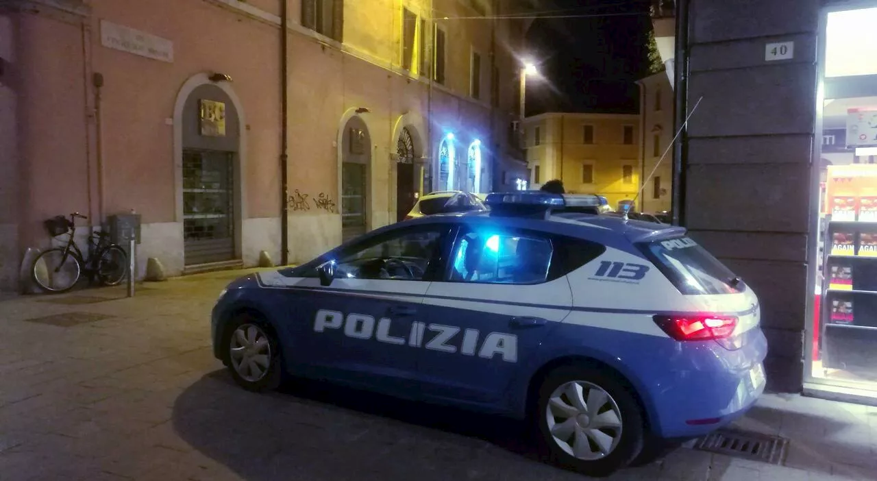 Terni. Immigrazione clandestina tramite, maxi operazione in corso della polizia con tre arresti e 25 persone i