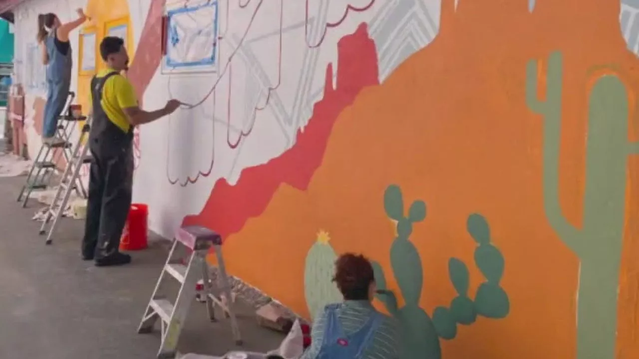 East Palo Alto youth development center creates job opportunities for local artists