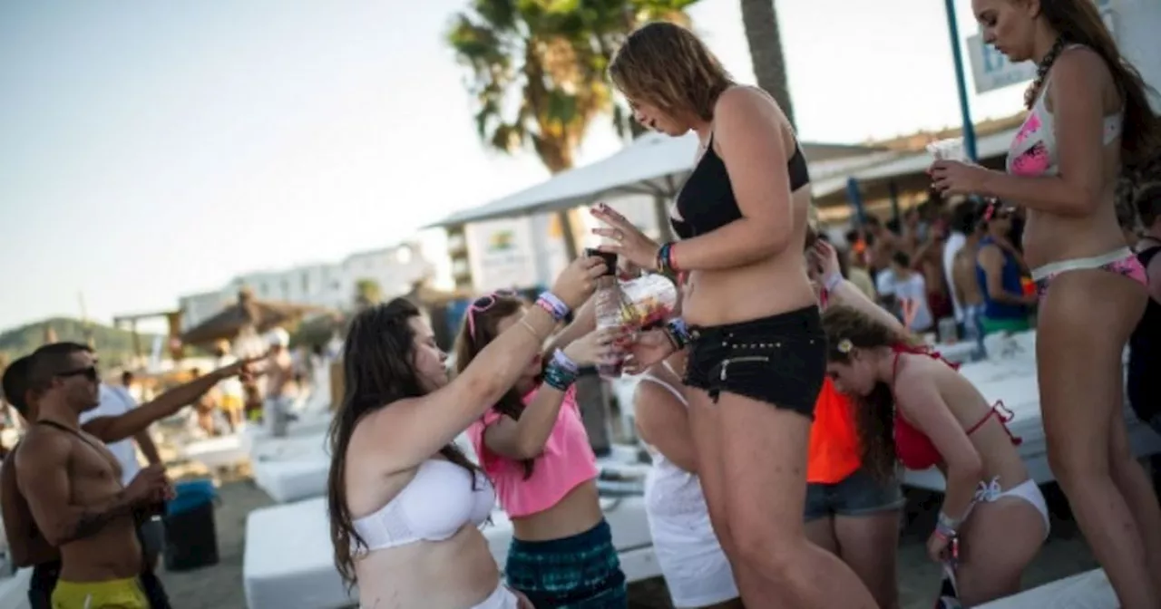 UK holidaymakers face £500 fines in Spain for what they wear