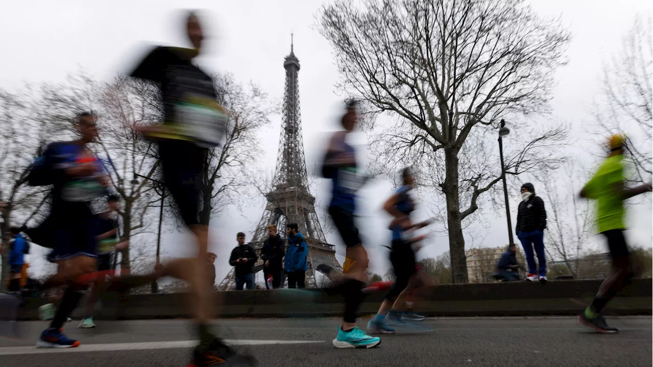 JO Paris 2024 : pour la dernière nuit, celle du marathon pour tous, des lignes de métro ouvertes toute la nuit