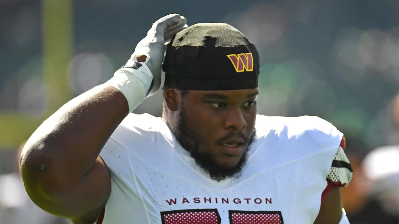 Former Washington Commanders OL Shocks NFL, Retires After 4 Seasons