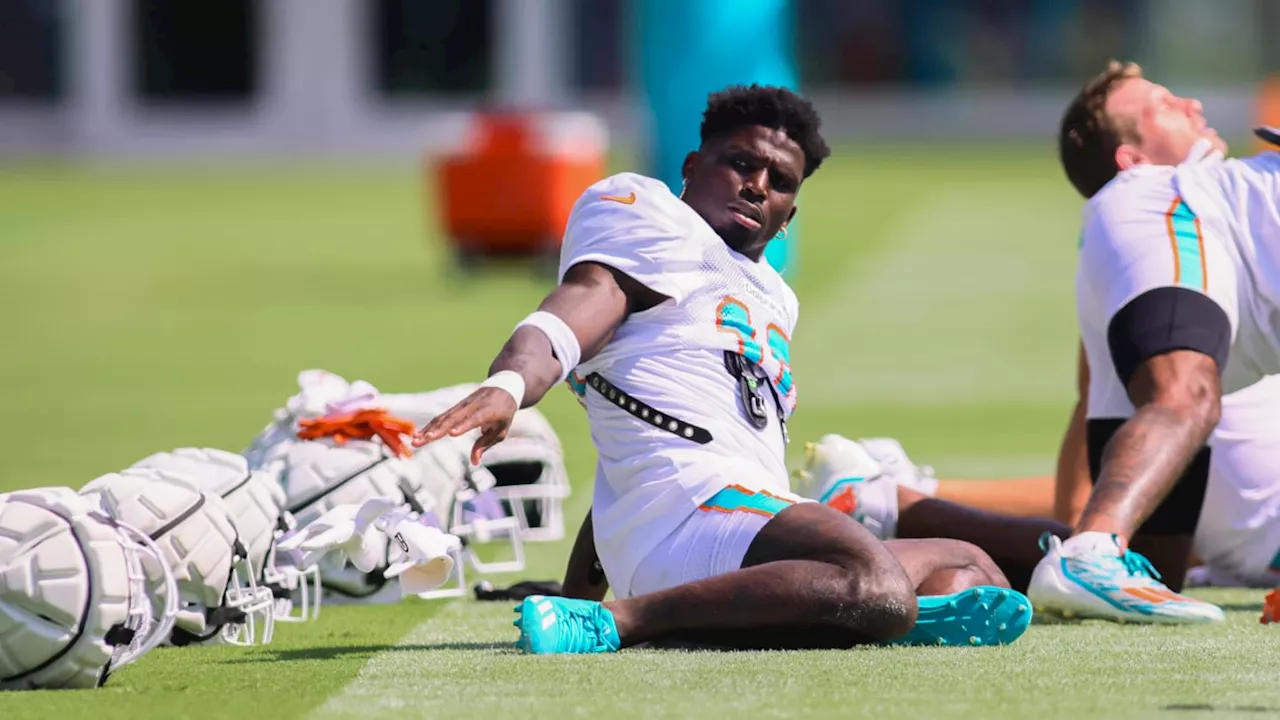 Miami Dolphins WR Tyreek Hill Looking Ahead to His New Goal