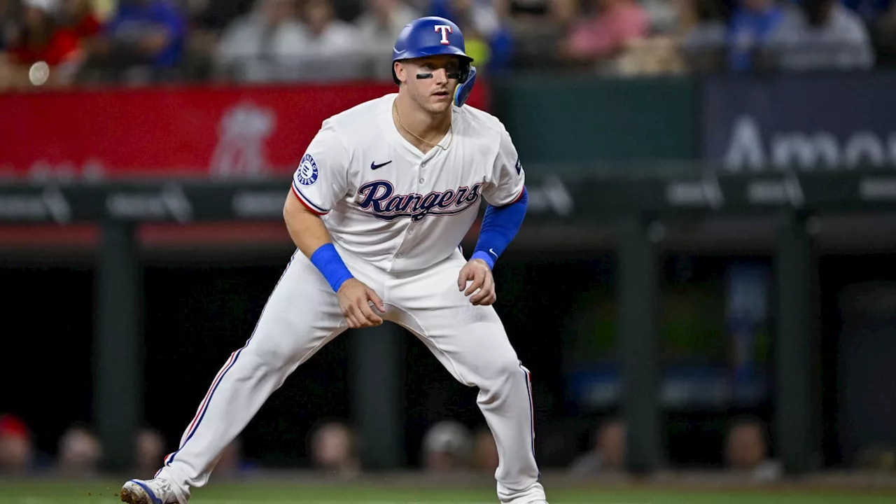 Texas Rangers Whiffed On Backup Catcher Andrew Knizner, Who Struggled As Backup