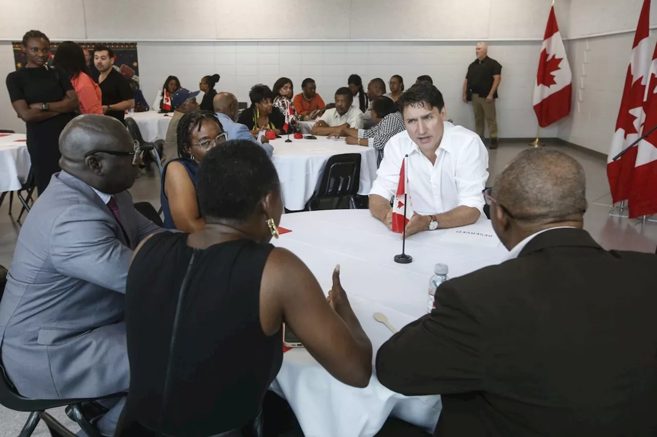 Prime minister speaks to health workers, members of Black community in Winnipeg