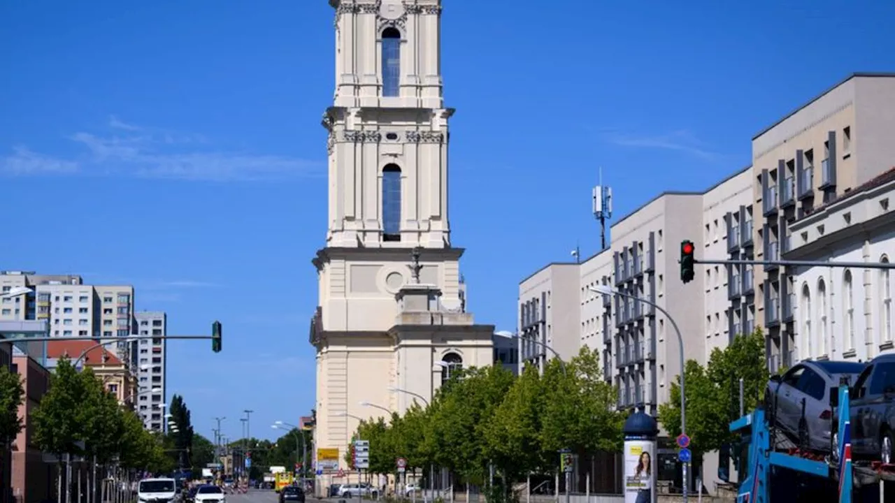 Kirche: Umstrittene Garnisonkirche öffnet – Steinmeier bei Festakt