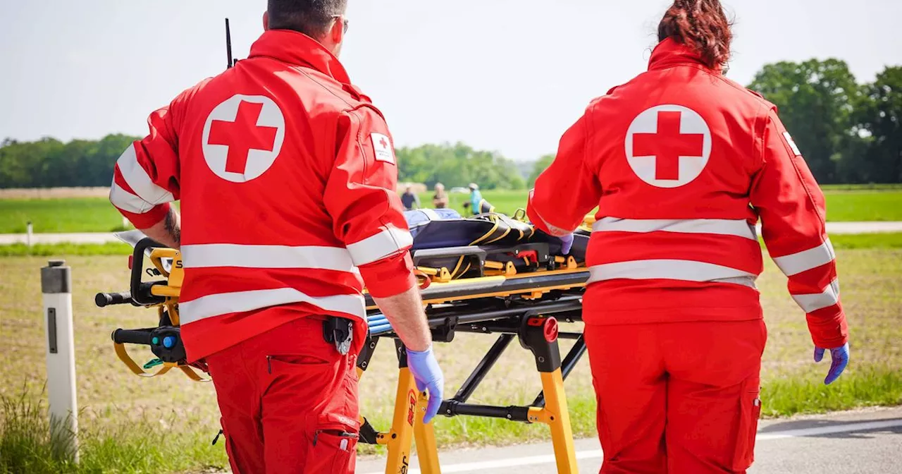 Unfälle in Achenkirch und Schönberg: Fünf Menschen verletzt, vier Fahrzeuge beschädigt