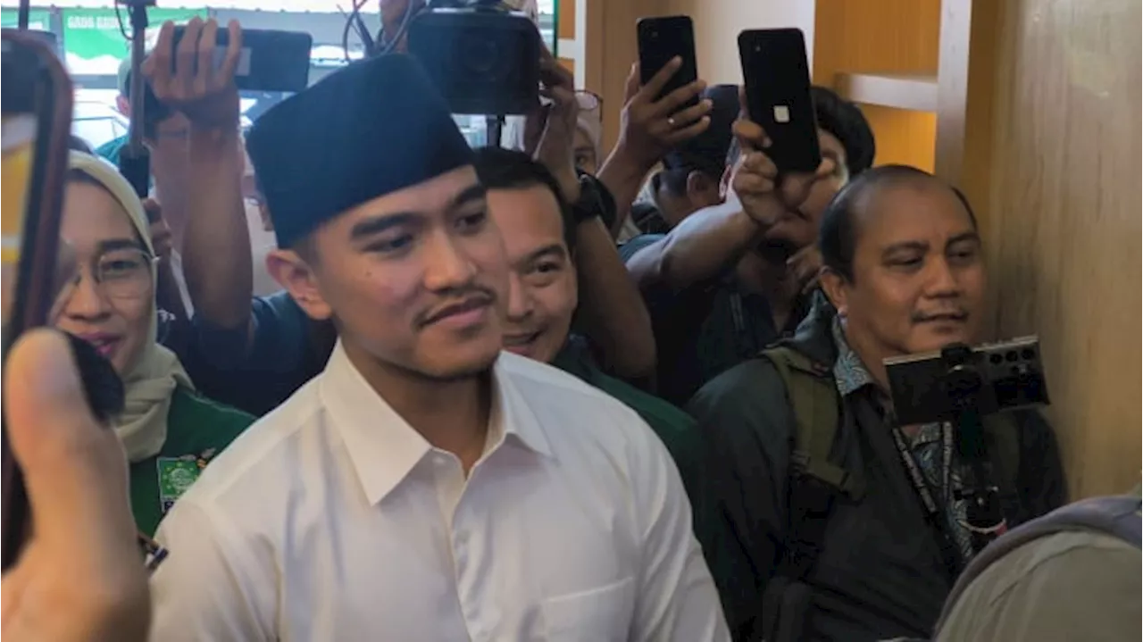 Momen Kaesang Dipanggil 'Gus' Saat Sambangi Markas PKB