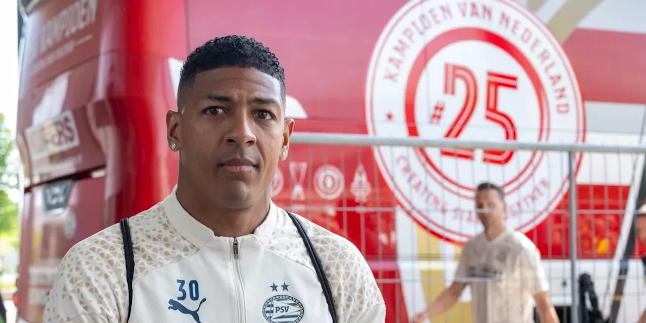 '33-jarige back wil 'heel graag' terug naar PSV, Stewart houdt boot nog even af'