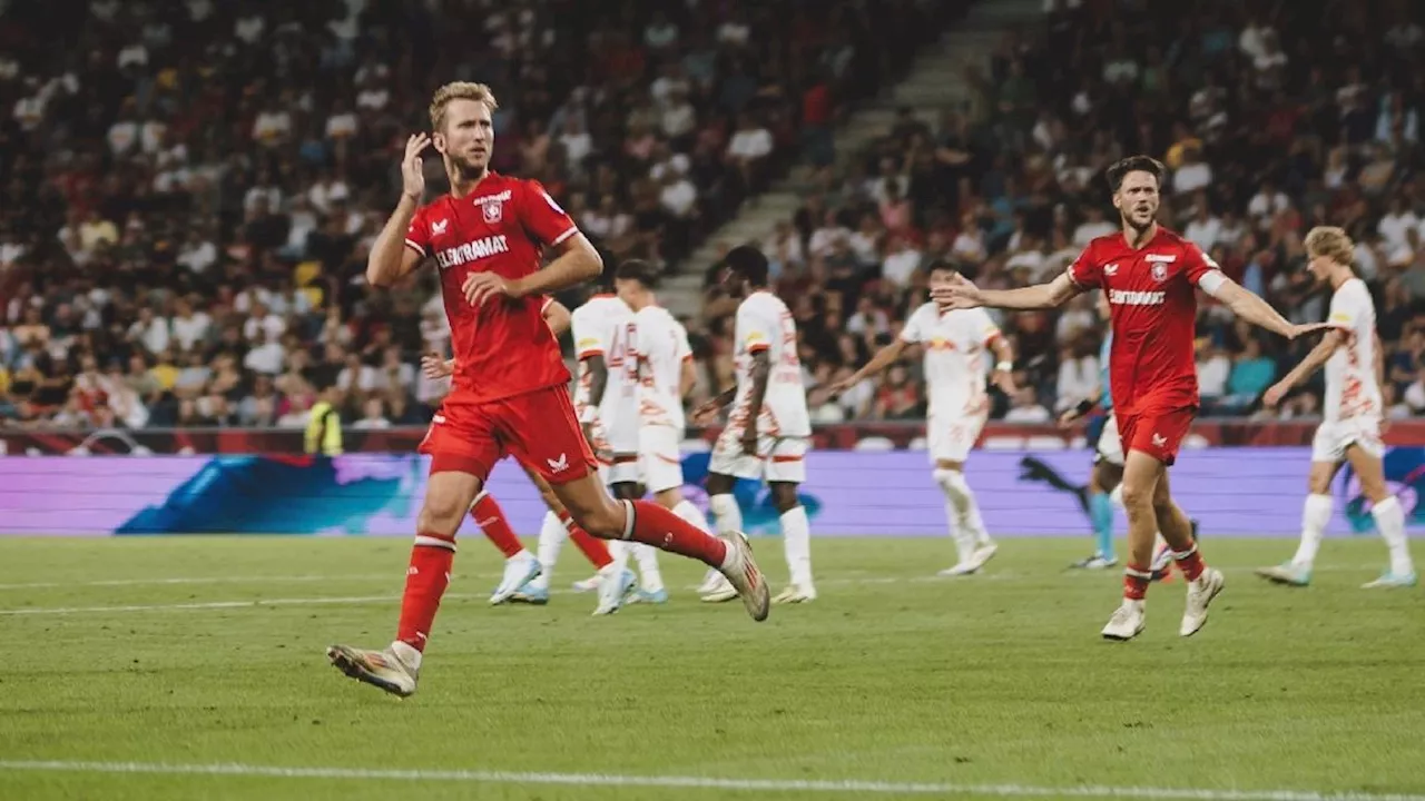 FC Twente nog volop in race: ‘De ene dag de schlemiel, de andere dag de held’