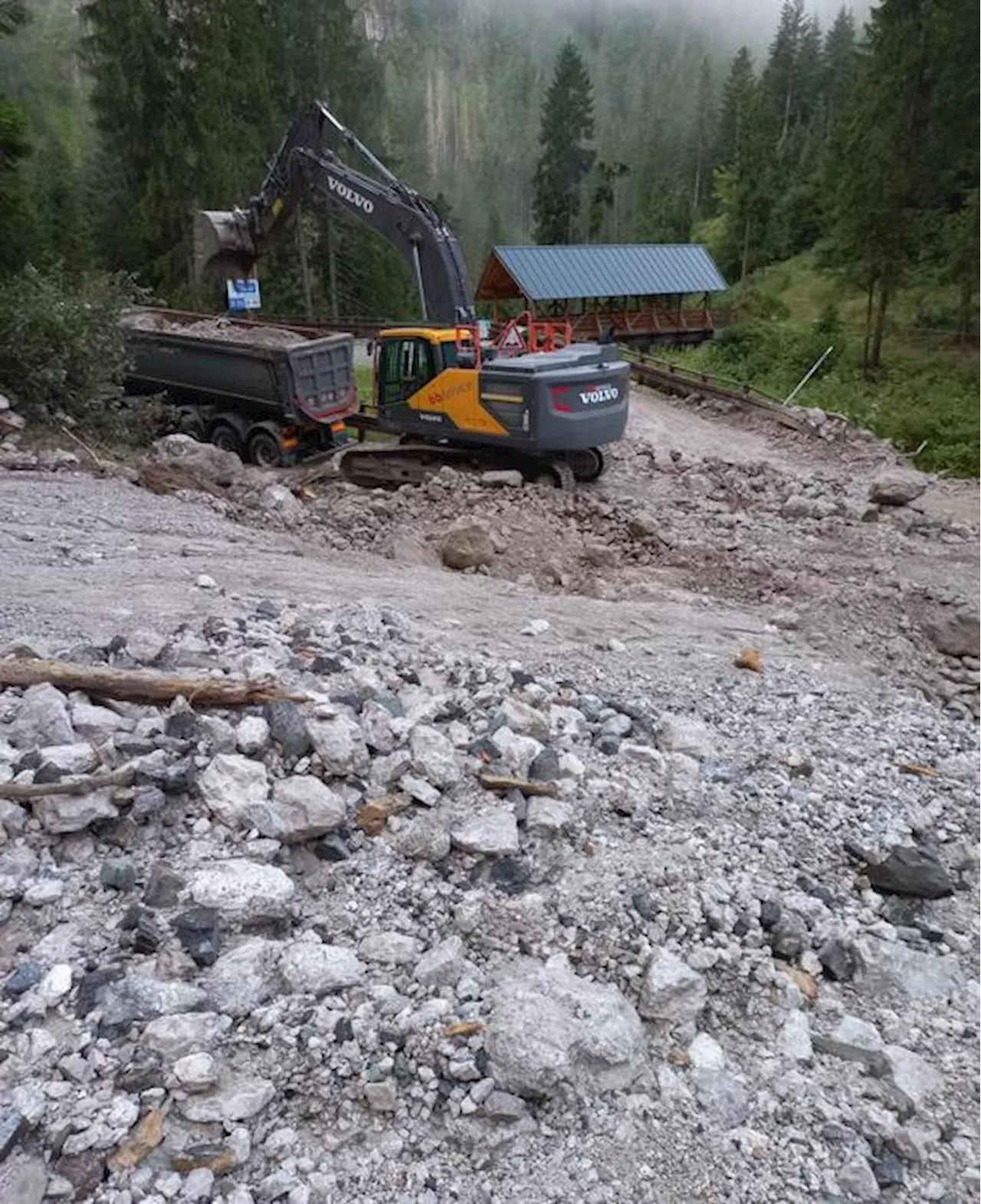 Due frane tra Friuli Venezia Giulia e Veneto, strade interrotte