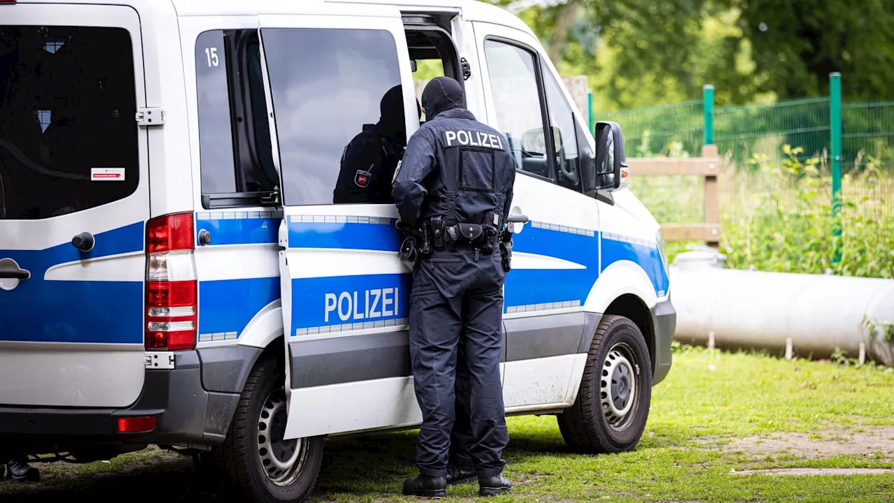 Razzia in Mönchengladbach: Polizei geht gegen falsche Wasserwerker vor