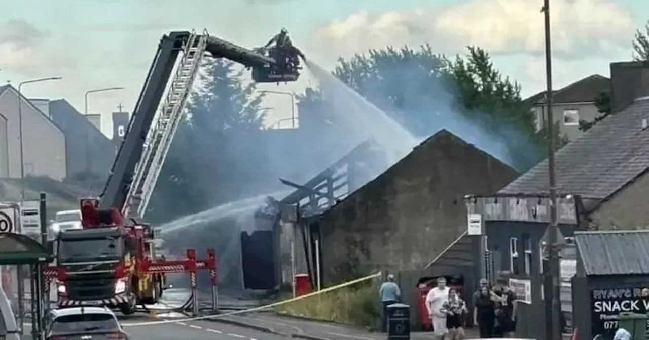 Massive fire on West Lothian street leaves building destroyed