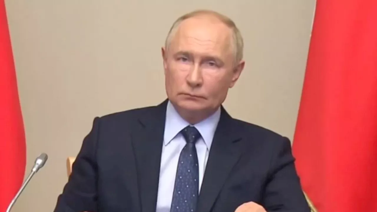 Moment Putin is told 1,000 Ukrainian soldiers crossed Russian border