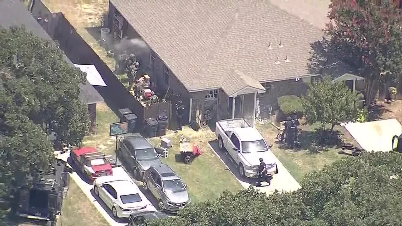 LIVE: Tarrant County deputy shot serving warrant to sexual assault of a child suspect