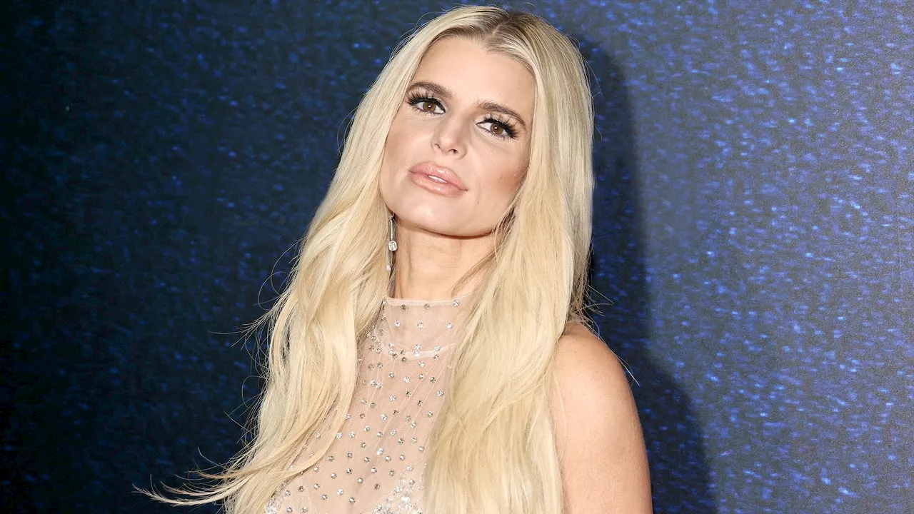 Jessica Simpson Had The Perfect Response To A Commenter Who Accused Her Of Drinking Again