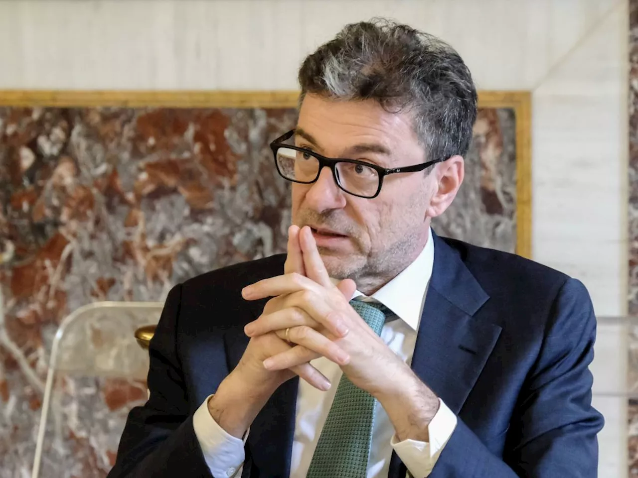 La battuta amara di Giorgetti: 'Al ministero nessun Tesoro, io ho trovato soltanto debiti'