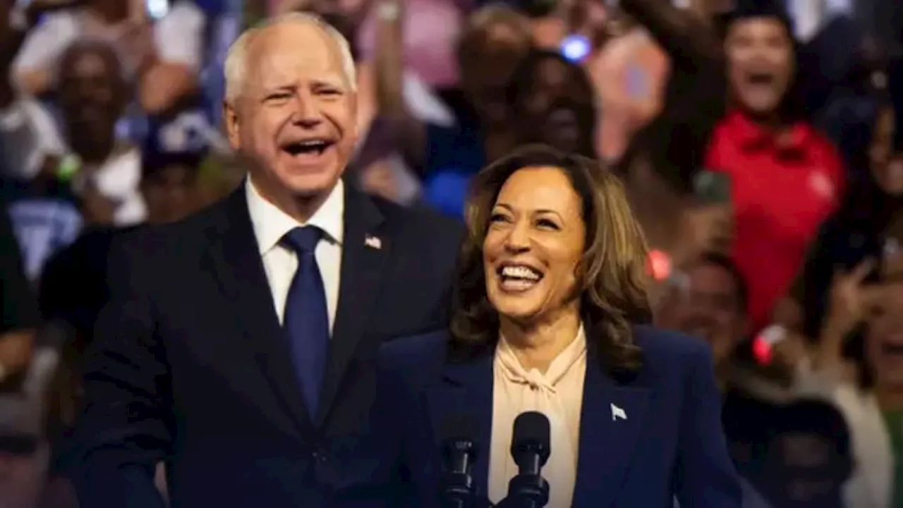 Kamala Harris y Tim Walz, en su primer mitin electoral juntos, en Pensilvania