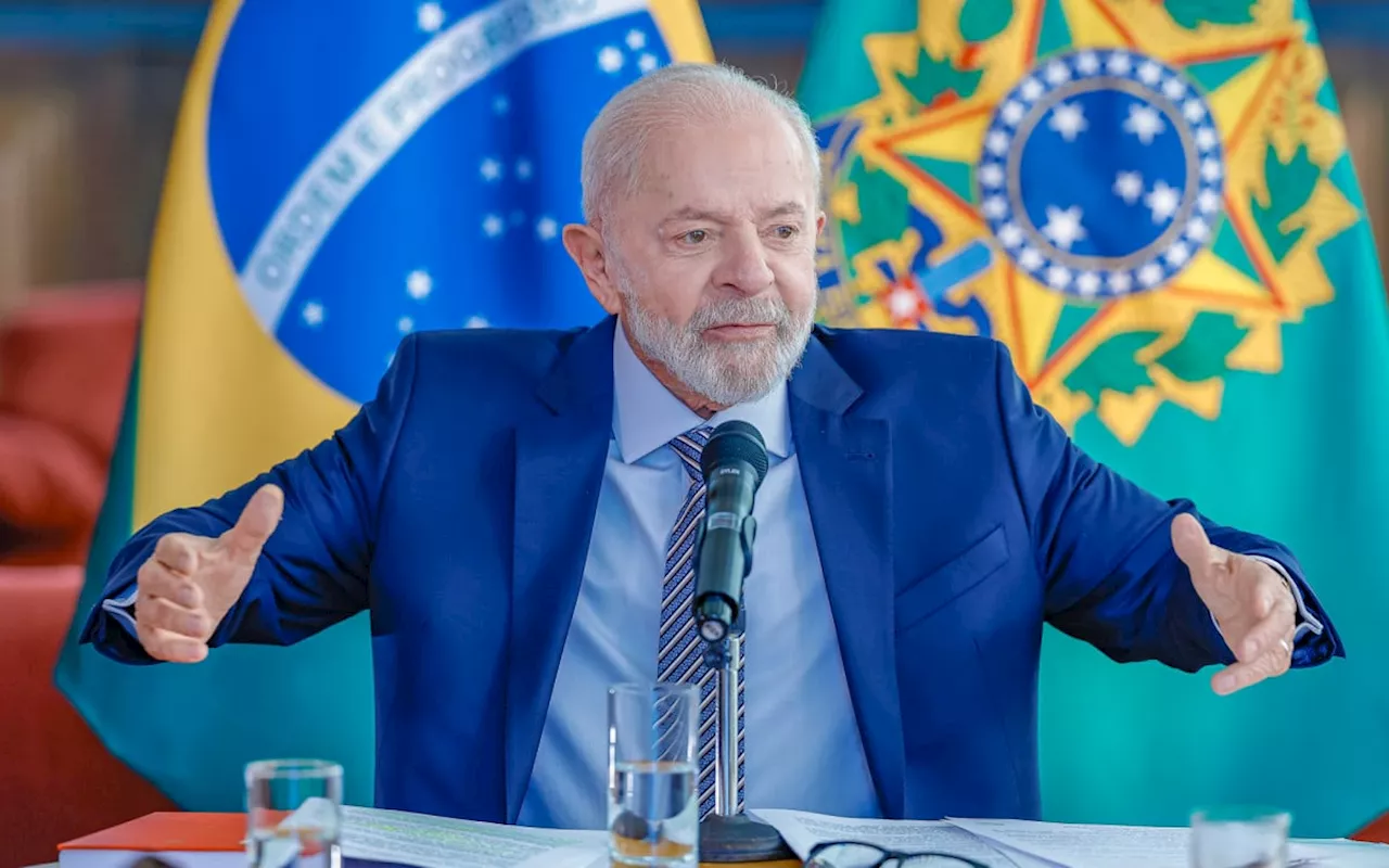 Lula reúne ministros no Palácio do Planalto nesta quarta-feira