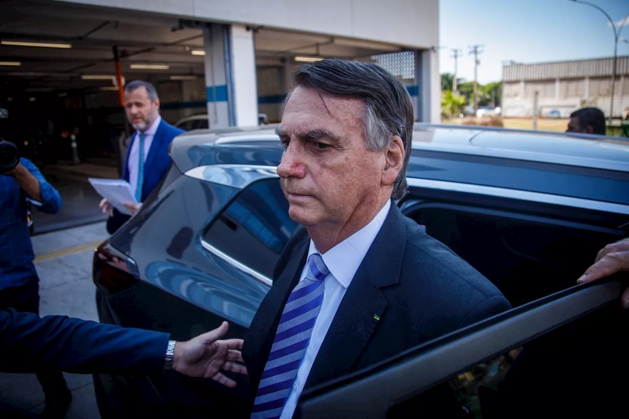 Após PF concluir investigação sobre cartão de vacina, Bolsonaro pede para ex-ministro ser ouvido