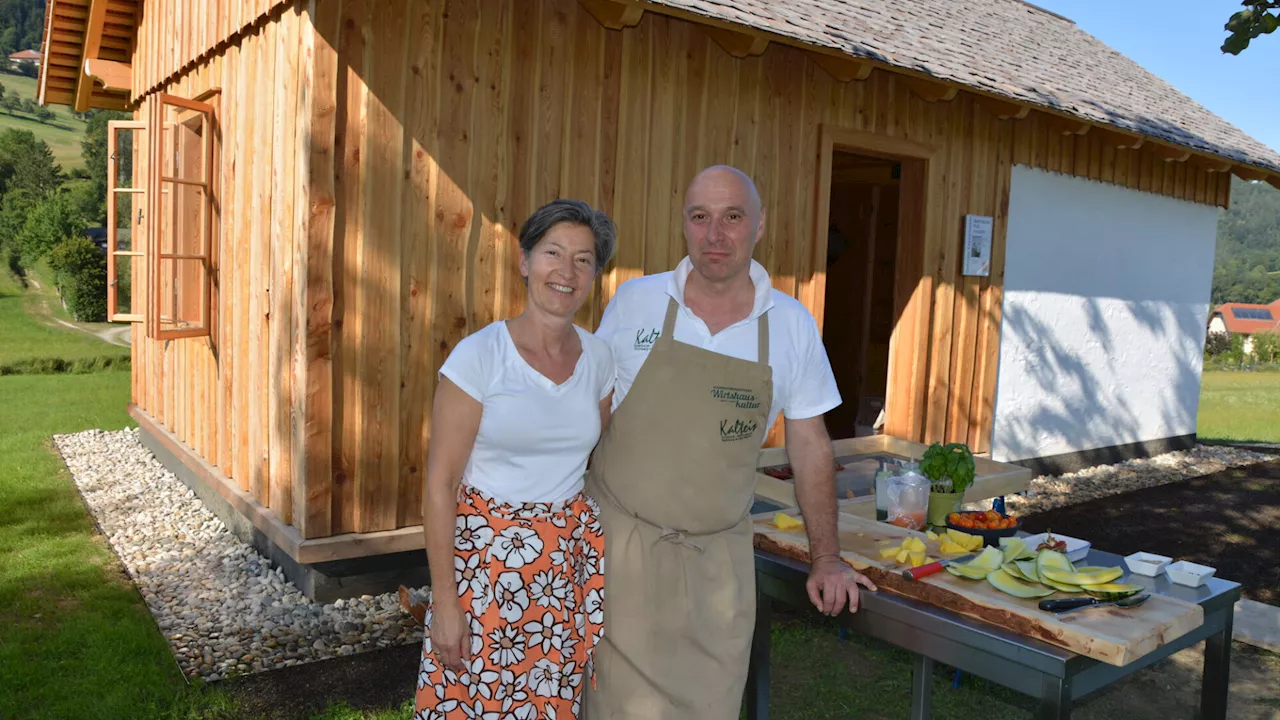 Gastwirt dörrt Schweinenacken, Gemüse und mehr in Kirchberger Dörrhaus