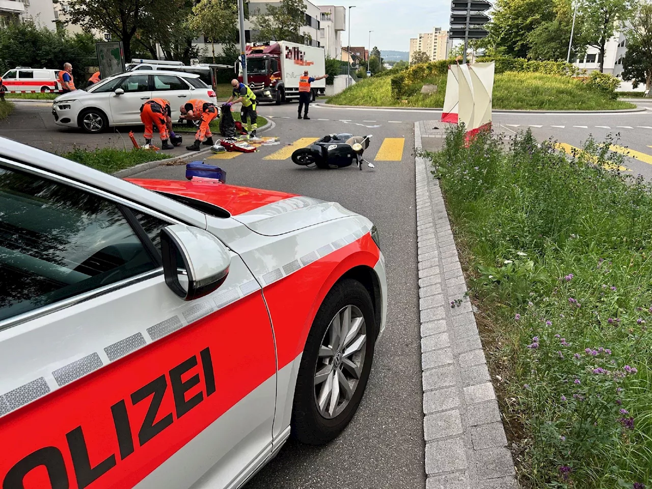 Opfikon ZH: Rollerfahrer (16) verletzt sich bei Selbstunfall schwer