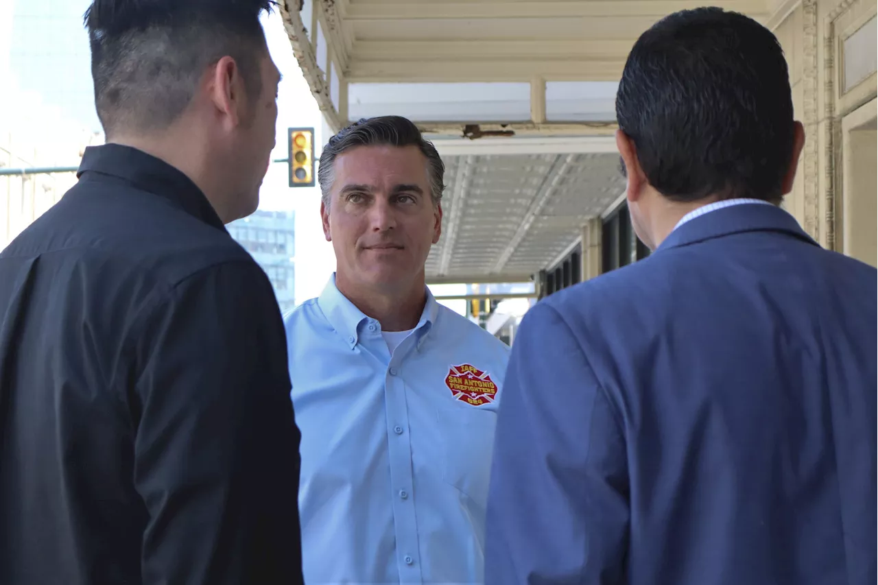 Firefighters’ contract may add question mark to budget, city charter talks