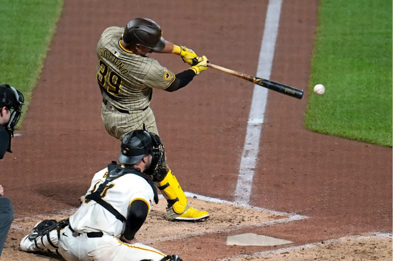 Padres wait out rain and drain, then beat Pirates