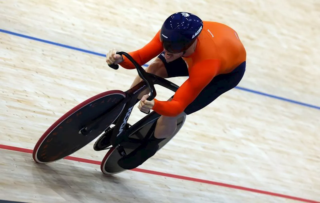 Olympics-Cycling-Dutch rider Lavreysen sets new 200m flying lap world record