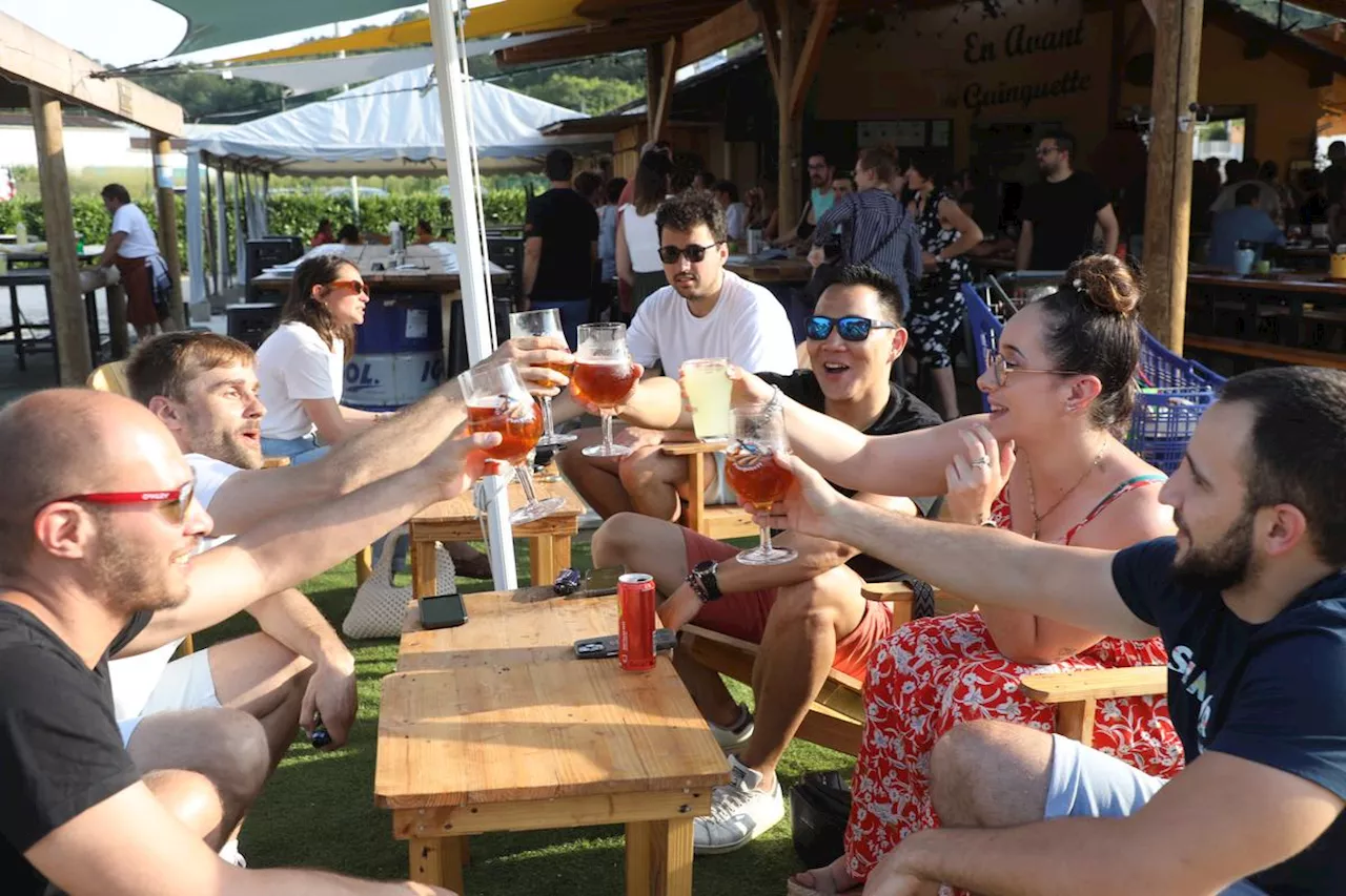 « En perpétuelle hausse de fréquentation » : le retour en force des guinguettes en Dordogne