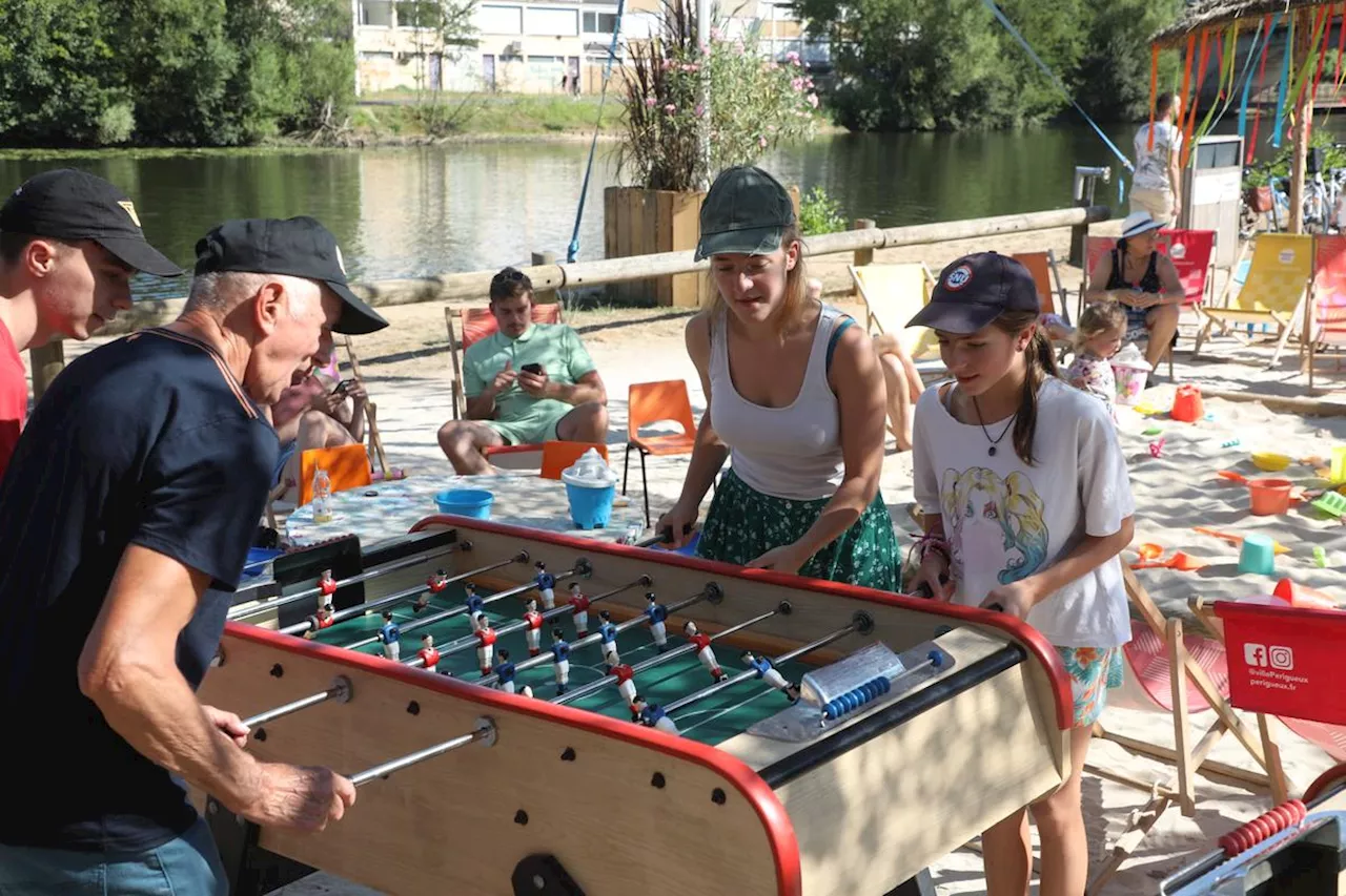 « On y trouve un esprit de vacances » : Un Été sur les quais anime Périgueux au bord de l’Isle