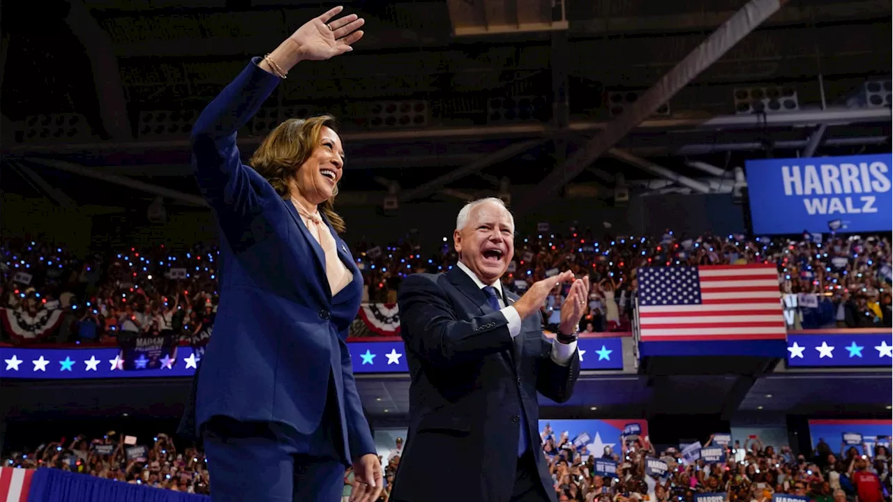 VP Pick Tim Walz Tells Overflowing Crowd that J.D. Vance Is ‘Weird as Hell’