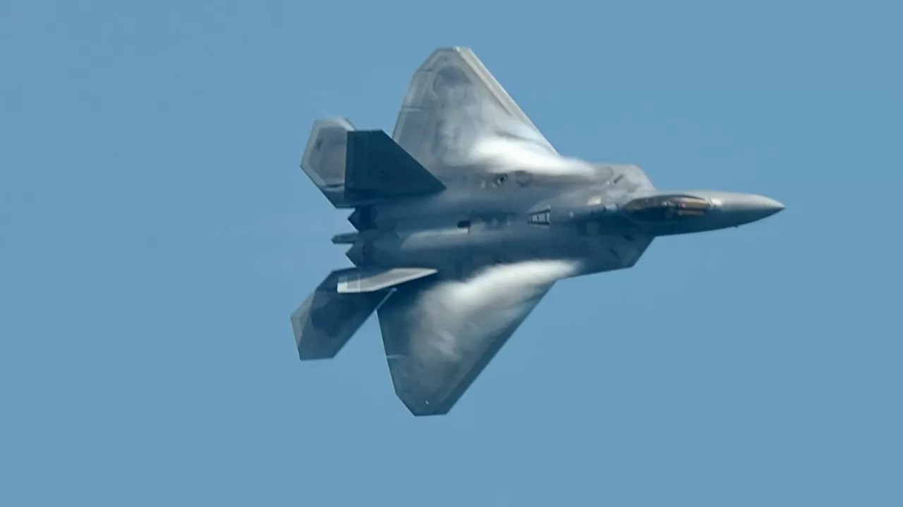 F-22 stealth fighters land in UK as West prepares for Middle East escalation